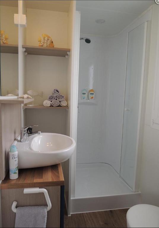Camping Oase Praha Hotel Zlatníky Стая снимка