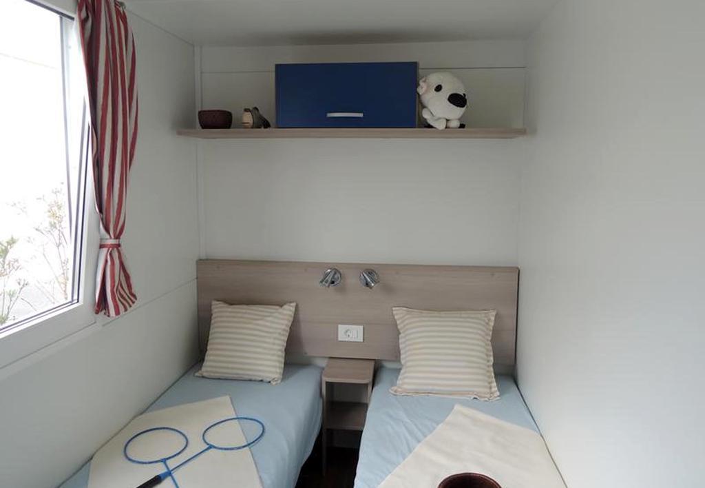Camping Oase Praha Hotel Zlatníky Стая снимка