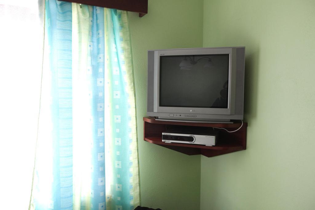 Camping Oase Praha Hotel Zlatníky Стая снимка
